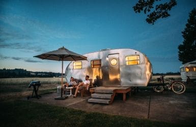 caravan op vakantie