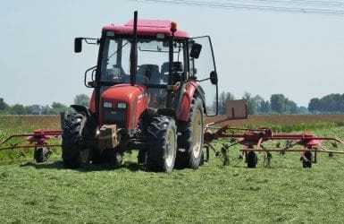 registration requirement for agricultural vehicles