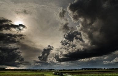 Stormschade Poly stormwolken