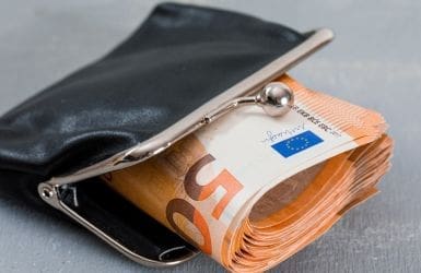 50 euro bills in wallet