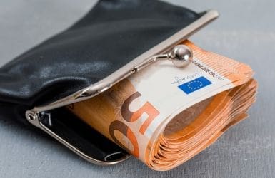 Euro bills in knip wallet